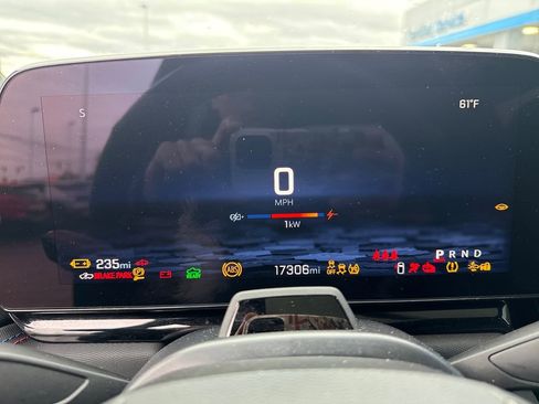 Used 2024 Chevrolet Silverado EV RST image 19