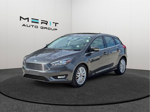 Used 2016 Ford Focus Titanium image 4