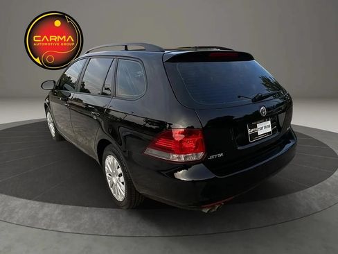 Used 2011 Volkswagen Jetta S FWD image 3