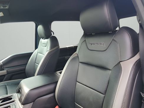 Used 2018 Ford F150 Raptor w/ Equipment Group 802A Luxury image 30