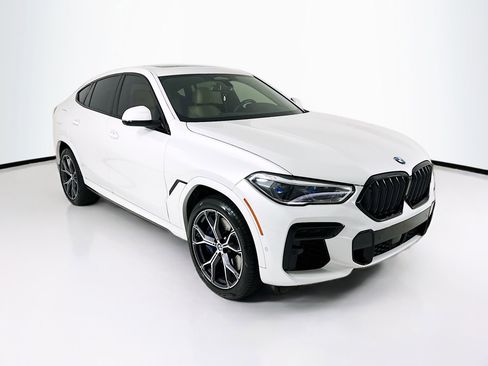 Used 2022 BMW X6 M50i w/ Executive Package AWD/4WD image 1
