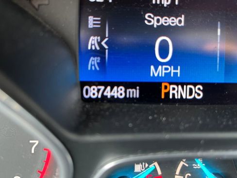 Used 2017 Ford Escape SE w/ Equipment Group 201A image 16