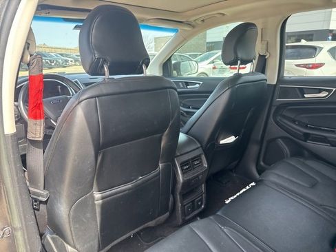 Used 2015 Ford Edge Titanium w/ Equipment Group 302A image 19