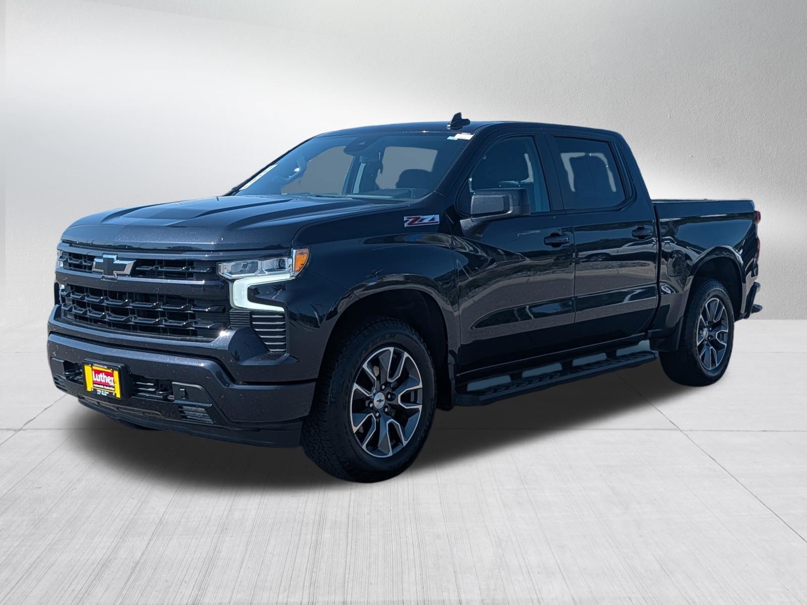Used 2024 Chevrolet Silverado 1500 RST AWD/4WD image 3