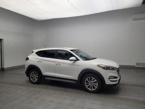 Used 2017 Hyundai Tucson SE image 11