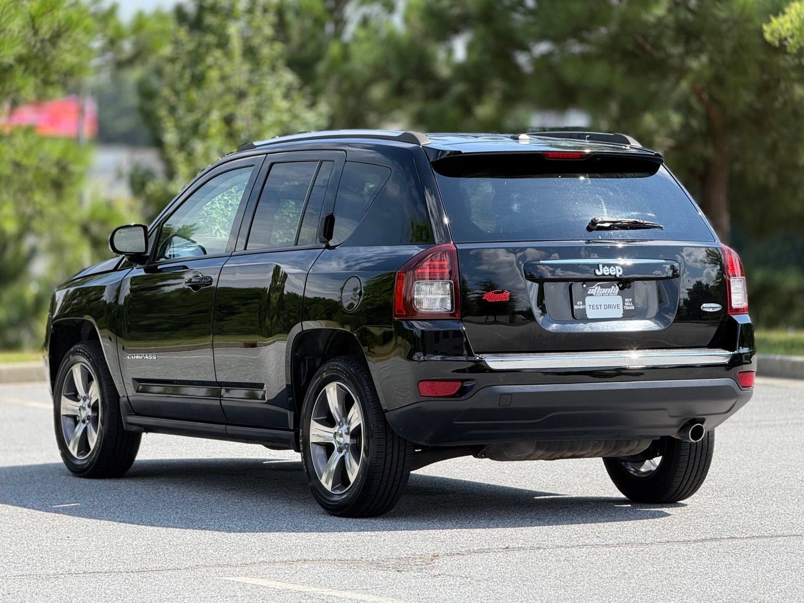 Used 2017 Jeep Compass High Altitude FWD image 10