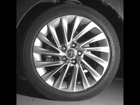 Used 2021 Lexus ES 350 Ultra Luxury w/ Accessory Package 2 FWD image 25