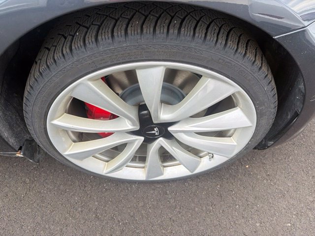 Used 2018 Tesla Model 3 Performance AWD/4WD image 8