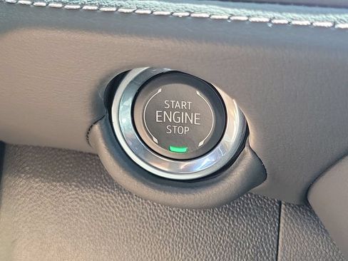 Used 2026 Chevrolet Tahoe LS RWD image 17