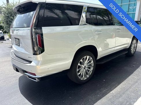 Used 2024 Cadillac Escalade Premium Luxury RWD image 11