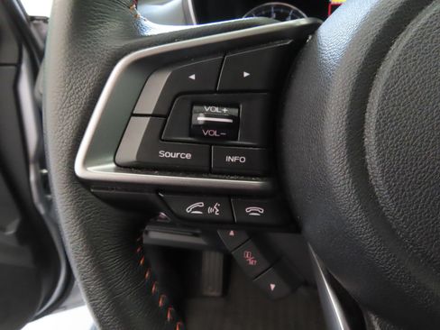 Used 2021 Subaru Crosstrek 2.5i Limited w/ Moonroof Package 2 AWD/4WD image 13