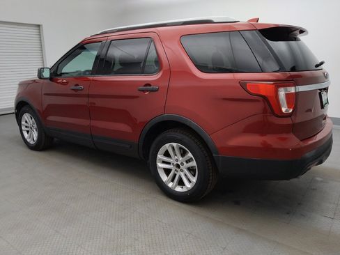 Used 2017 Ford Explorer FWD image 3