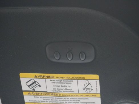 Used 2016 Ford Expedition Platinum image 25