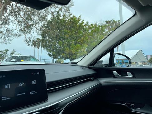 Used 2025 Kia K5 LXS image 36