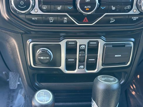 Used 2020 Jeep Wrangler Unlimited Sport AWD/4WD image 22