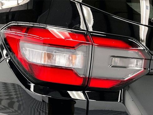 Used 2025 Honda Pilot EX-L image 33