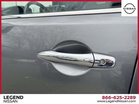 Used 2022 Nissan Armada SL w/ Midnight Edition Package image 14