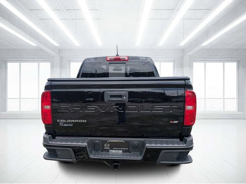 Used 2022 Chevrolet Colorado Z71 w/ Z71 Midnight Edition RWD image 4