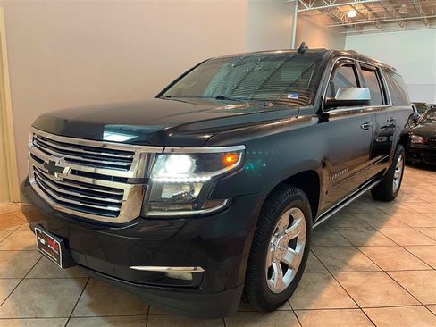 Used 2015 Chevrolet Suburban LTZ AWD/4WD image 2