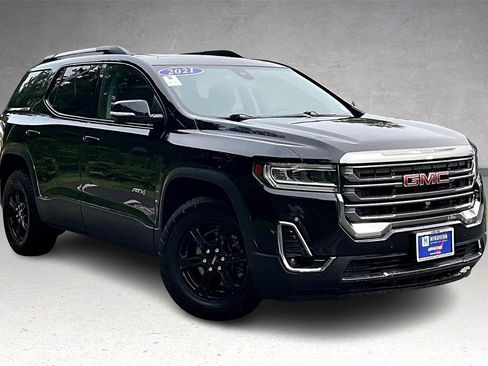 Used 2021 GMC Acadia AT4 w/ Technology Package image 3