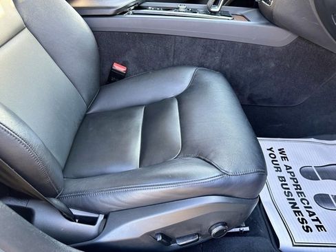 Used 2022 Volvo S60 B5 Inscription image 23