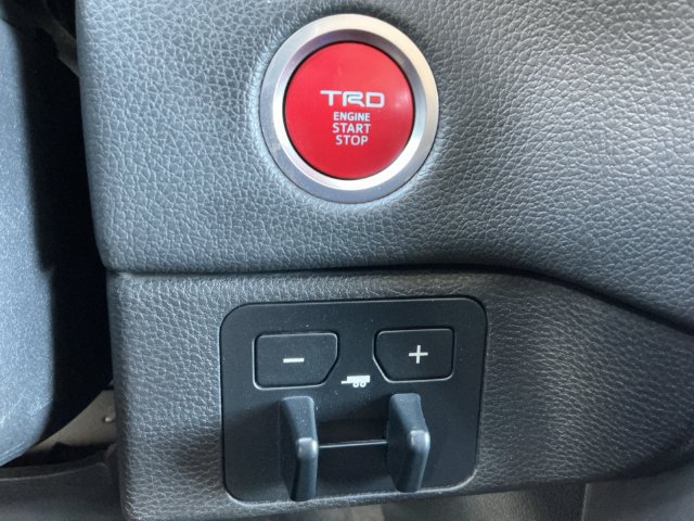 Used 2022 Toyota Tundra Limited w/ TRD Off-Road Package AWD/4WD image 27