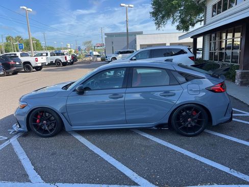 Used 2024 Honda Civic Type R image 8