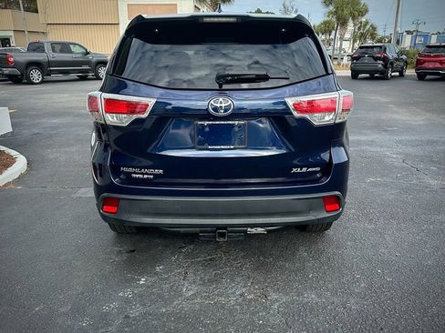 Used 2016 Toyota Highlander XLE image 5