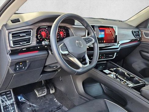 Used 2025 Volkswagen Atlas SEL Premium R-Line AWD/4WD image 10