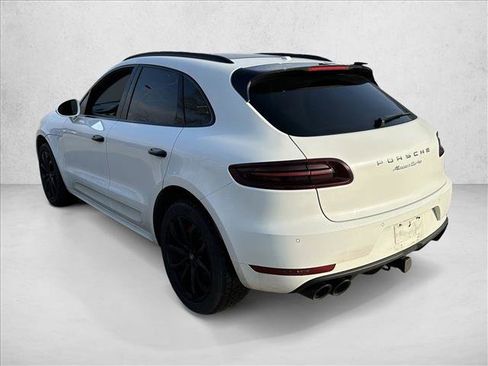 Used 2017 Porsche Macan Turbo image 7