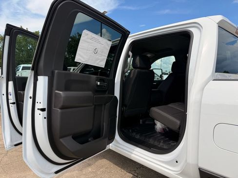New 2026 GMC Sierra 2500 Pro w/ Convenience Package AWD/4WD image 23