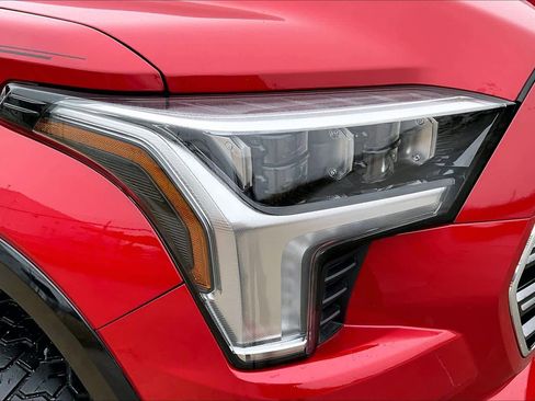 Used 2025 Toyota Sequoia Platinum image 27