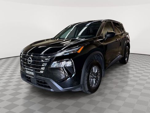 Used 2026 Nissan Rogue S AWD/4WD image 3