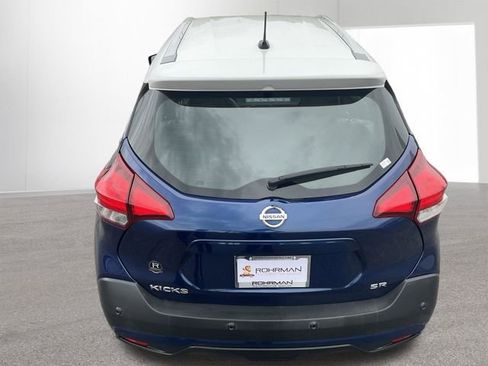 Used 2020 Nissan Kicks SR FWD image 29