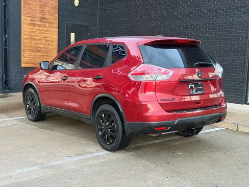 Used 2016 Nissan Rogue S AWD/4WD image 14