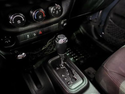 Used 2017 Jeep Wrangler Unlimited Sport image 24