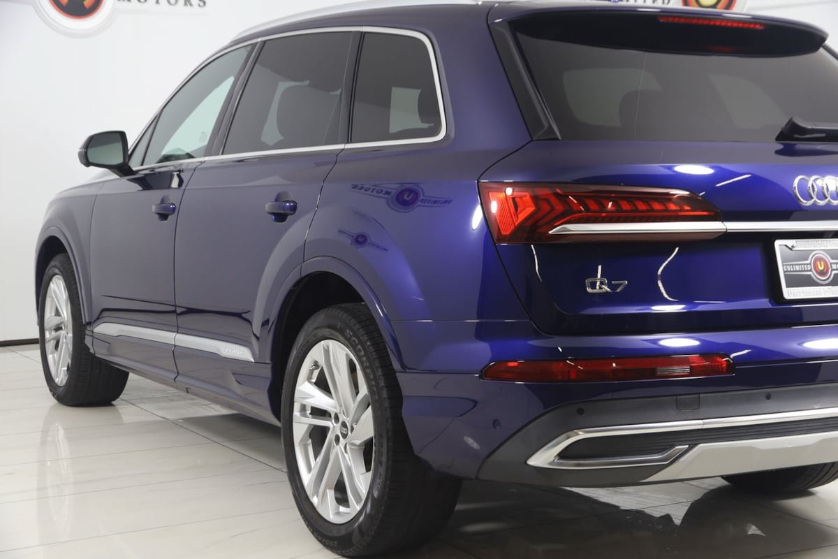 Used 2023 Audi Q7 2.0T Premium w/ Convenience Package AWD/4WD image 22