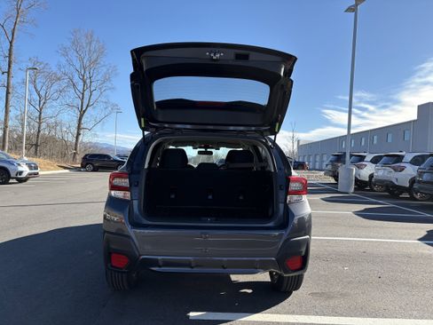 Certified 2023 Subaru Crosstrek 2.0i image 11