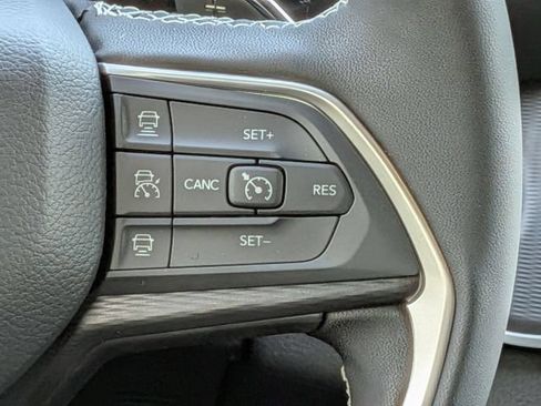 New 2026 Jeep Grand Cherokee Laredo X AWD/4WD image 20