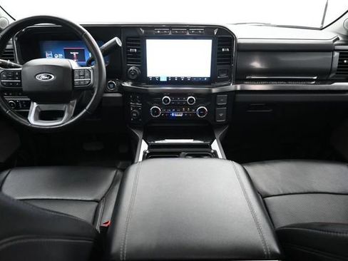 Used 2024 Ford F250 Lariat w/ Lariat Ultimate Package AWD/4WD image 16