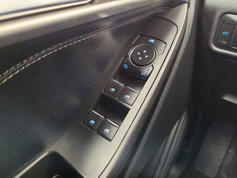 Used 2020 Ford Explorer XLT w/ Equipment Group 202A image 27