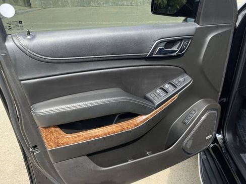 Used 2018 Chevrolet Tahoe Premier AWD/4WD image 10