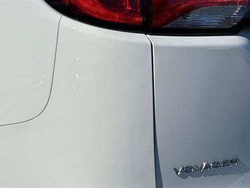 New 2026 Chrysler Voyager LX FWD image 21