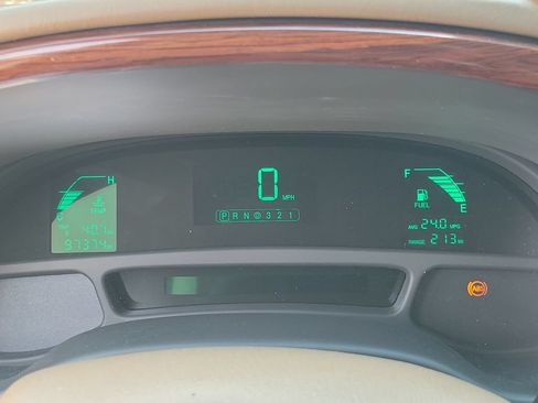 Used 2005 Cadillac De Ville w/ Deville Premium Package FWD image 13