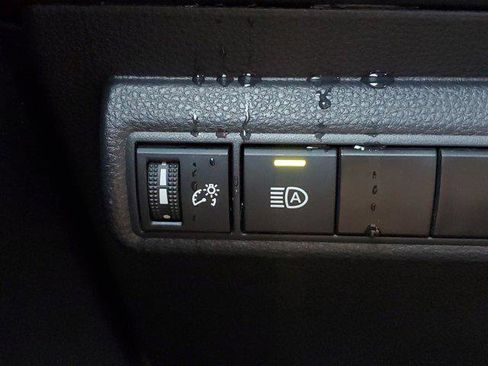 Certified 2024 Toyota Corolla LE image 31