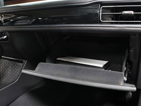 Used 2024 Lincoln Aviator Reserve image 35