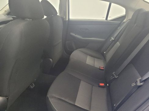 Used 2025 Nissan Sentra SV image 18