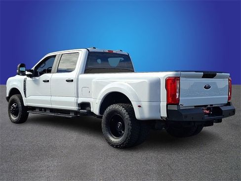 Used 2023 Ford F350 XL w/ XL Driver Assist Package image 6