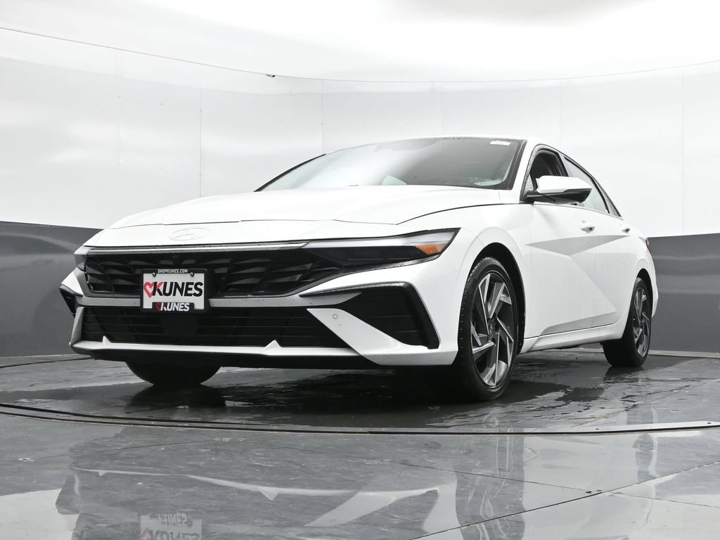 Used 2024 Hyundai Elantra Limited FWD image 44