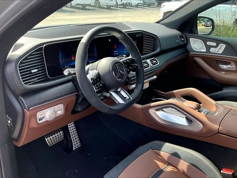 New 2026 Mercedes-Benz GLE 53 AMG 4MATIC Coupe image 10